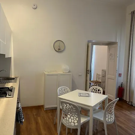Romeholidayhome 2 Apartamento *